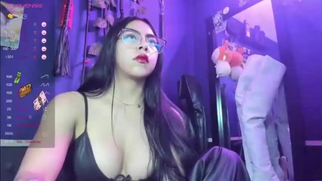 Image 10 of royalfitgoddess Stream on Chaturbate on 12 months ago