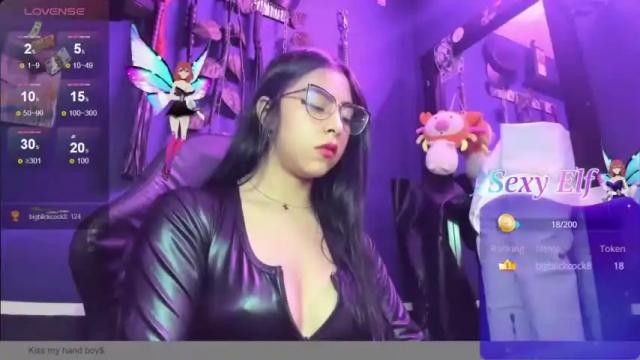 Image 4 of royalfitgoddess Stream on Chaturbate on 12 months ago