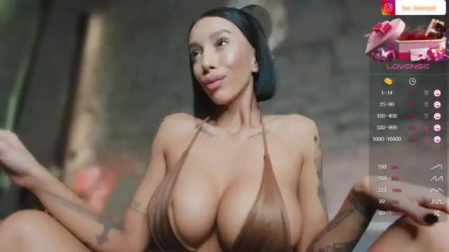 Image 4 of royalsquirt_ Stream on Chaturbate on 16 months ago