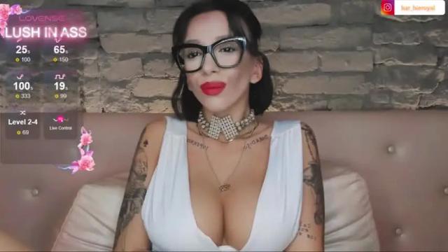 Image 3 of royalsquirt_ Stream on Chaturbate on 12 months ago