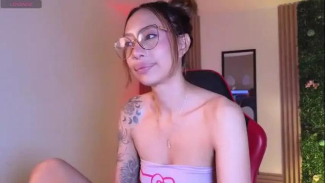 Image 6 of rozetay Stream on Chaturbate on 1 month ago