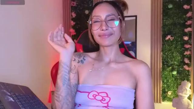 Image 7 of rozetay Stream on Chaturbate on 1 month ago