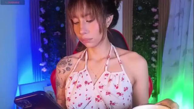 Image 7 of rozetay Stream on Chaturbate on 1 month ago