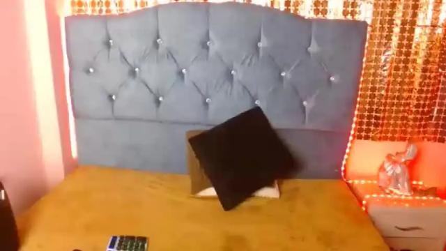 Image 7 of rraasheell Stream on Chaturbate on 13 months ago