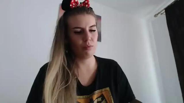 Image 10 of rrroxbabe Stream on Chaturbate on 17 months ago