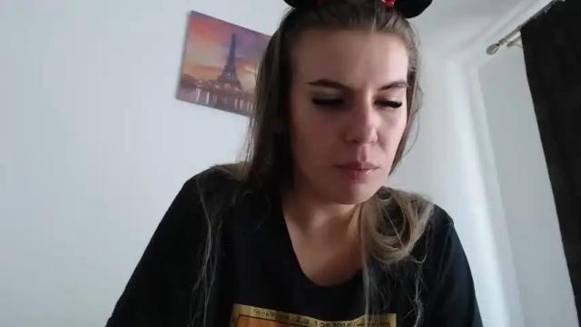 Image 8 of rrroxbabe Stream on Chaturbate on 17 months ago