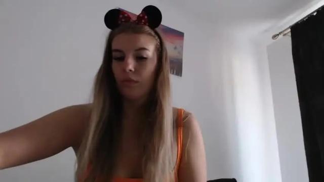 Image 1 of rrroxbabe Stream on Chaturbate on 17 months ago