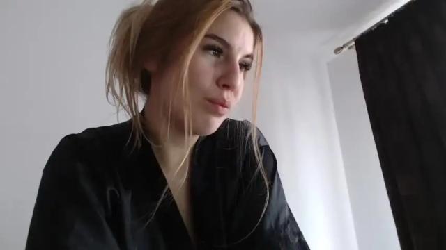 Image 3 of rrroxbabe Stream on Chaturbate on 17 months ago