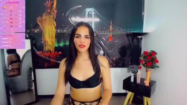 Image 12 of rubi_30 Stream on Chaturbate on 13 months ago