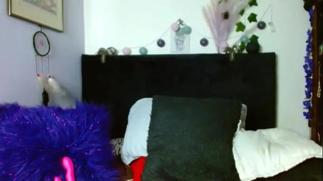 Image 2 of rubi_fox82 Stream on Chaturbate on 1 day ago