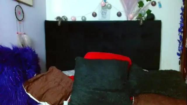 Image 10 of rubi_fox82 Stream on Chaturbate on 2 months ago