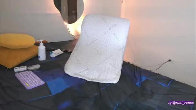 Image 3 of rubi_rouss Stream on Chaturbate on 2 months ago