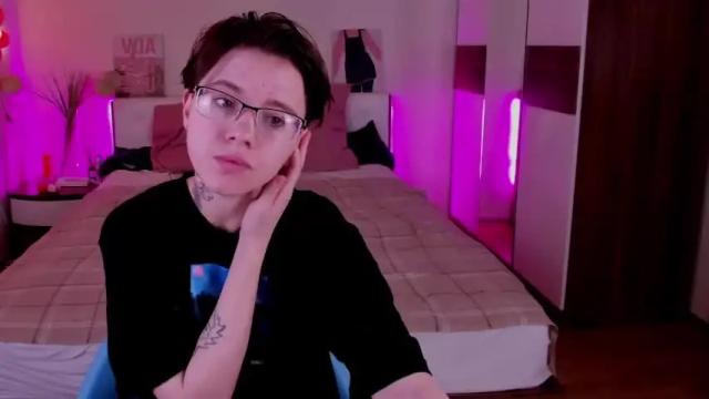 Image 3 of rubie_smith Stream on Chaturbate on 16 months ago