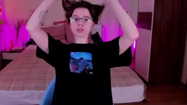 Image 7 of rubie_smith Stream on Chaturbate on 16 months ago