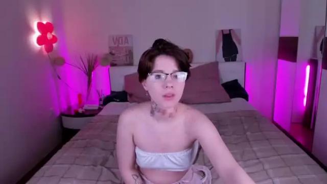Image 6 of rubie_smith Stream on Chaturbate on 16 months ago