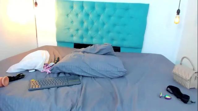Image 2 of rubiroose Stream on Chaturbate on 18 days ago
