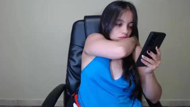 Image 10 of ruby_and_aron Stream on Chaturbate on 22 months ago