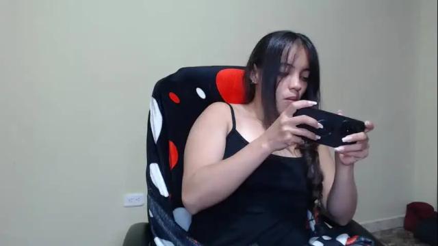 Image 7 of ruby_and_aron Stream on Chaturbate on 8 months ago