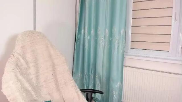 Image 4 of ruby_blaze77 Stream on Chaturbate on 7 months ago