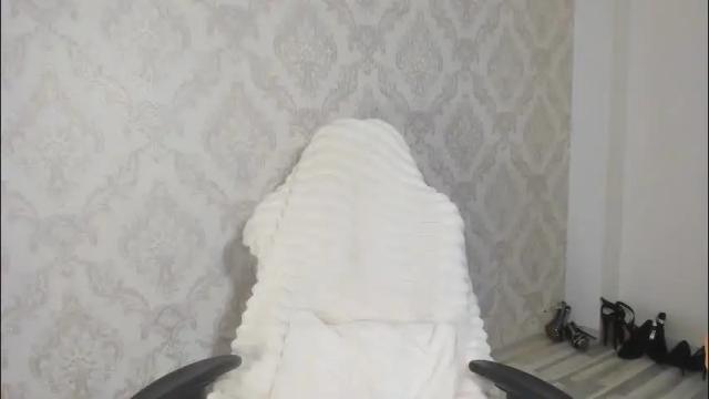 Image 3 of ruby_blaze77 Stream on Chaturbate on 2 months ago