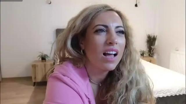 Image 4 of ruby_fit Stream on Chaturbate on 2 months ago