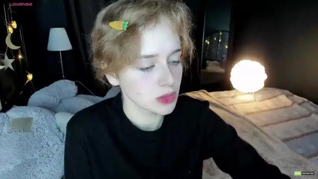 Image 8 of ruby_li_ Stream on Chaturbate on 15 months ago