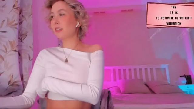 Image 7 of ruby_pony Stream on Chaturbate on 23 months ago