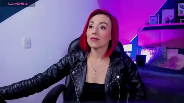 Image 7 of ruby_stone_ Stream on Chaturbate on 14 months ago