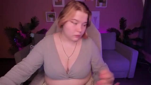 Thumbnail 1, rubyan_peach's Stream at Chaturbate, 19 months ago