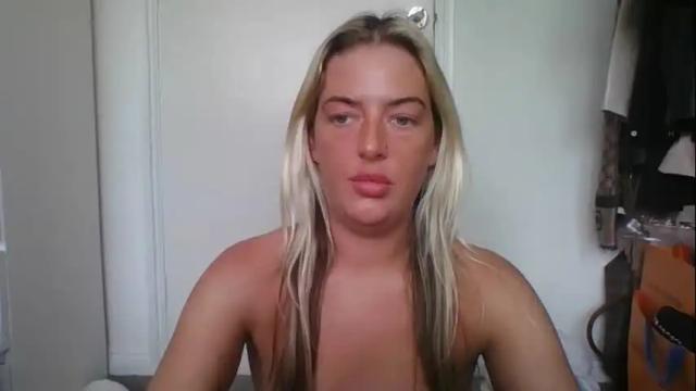 Image 10 of rubyredxxxoxxx Stream on Chaturbate on 15 months ago