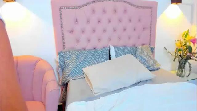 Image 4 of rubyreyes Stream on Chaturbate on 2 months ago