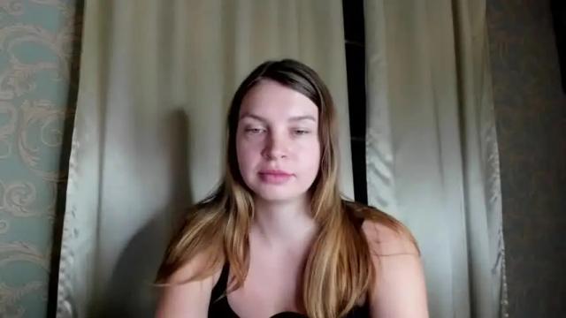 Image 3 of rubyskot Stream on Chaturbate on 16 months ago