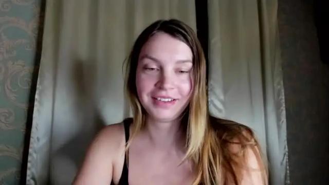 Image 7 of rubyskot Stream on Chaturbate on 16 months ago