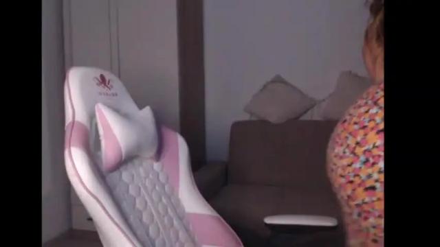 Image 3 of rubysky__ Stream on Chaturbate on 16 months ago
