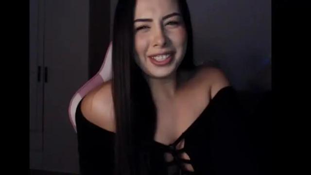 Image 6 of rubysky__ Stream on Chaturbate on 15 months ago