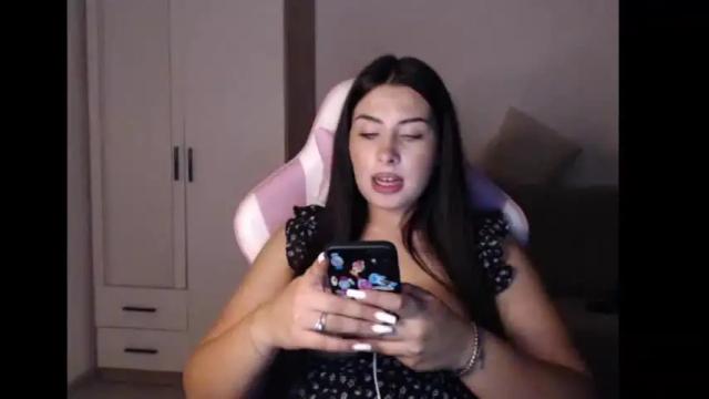 Image 7 of rubysky__ Stream on Chaturbate on 13 months ago