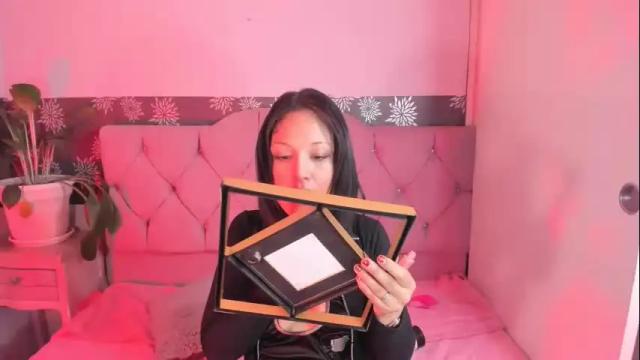 Image 2 of rubystarxxx Stream on Chaturbate on 1 month ago