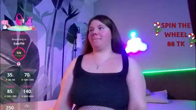 Image 11 of rubyvalen Stream on Chaturbate on 25 days ago