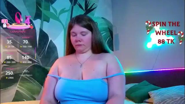 Image 2 of rubyvalen Stream on Chaturbate on 25 days ago