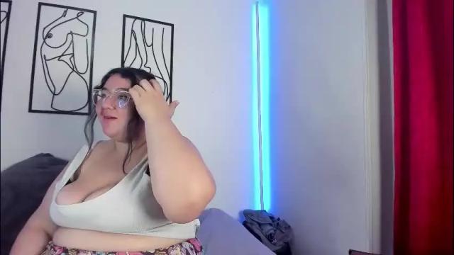 Image 12 of rubyy_24 Stream on Chaturbate on 9 days ago