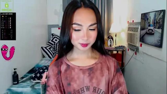 Image 3 of ruesalvartore Stream on Chaturbate on 1 month ago