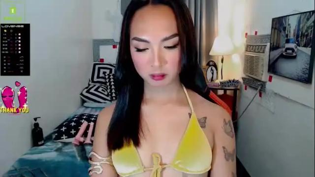 Image 2 of ruesalvartore Stream on Chaturbate on 27 days ago