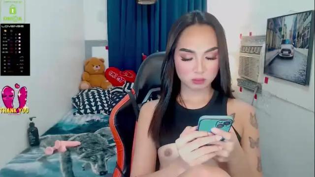 Image 11 of ruesalvartore Stream on Chaturbate on 11 days ago