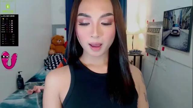 Image 2 of ruesalvartore Stream on Chaturbate on 11 days ago