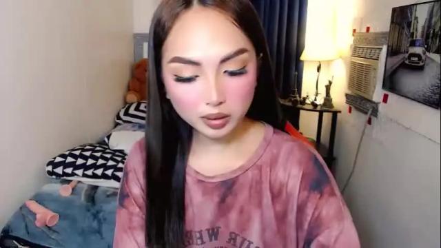 Image 4 of ruesalvartore Stream on Chaturbate on 27 days ago