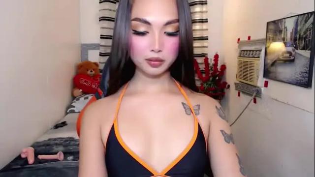 Image 10 of ruesalvartore Stream on Chaturbate on 26 days ago