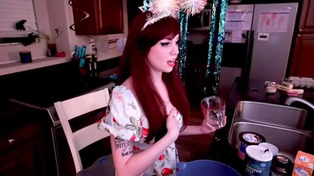 Image 8 of runesy Stream on Chaturbate on 3 months ago