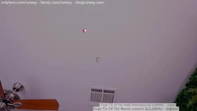 Image 8 of runesy Stream on Chaturbate on 2 months ago