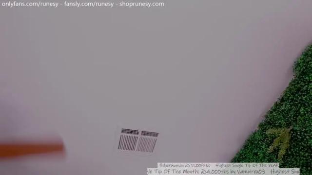 Image 4 of runesy Stream on Chaturbate on 16 days ago