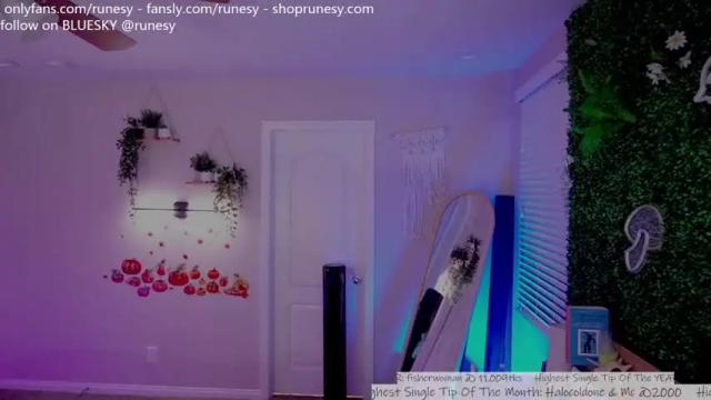 Image 10 of runesy Stream on Chaturbate on 2 months ago